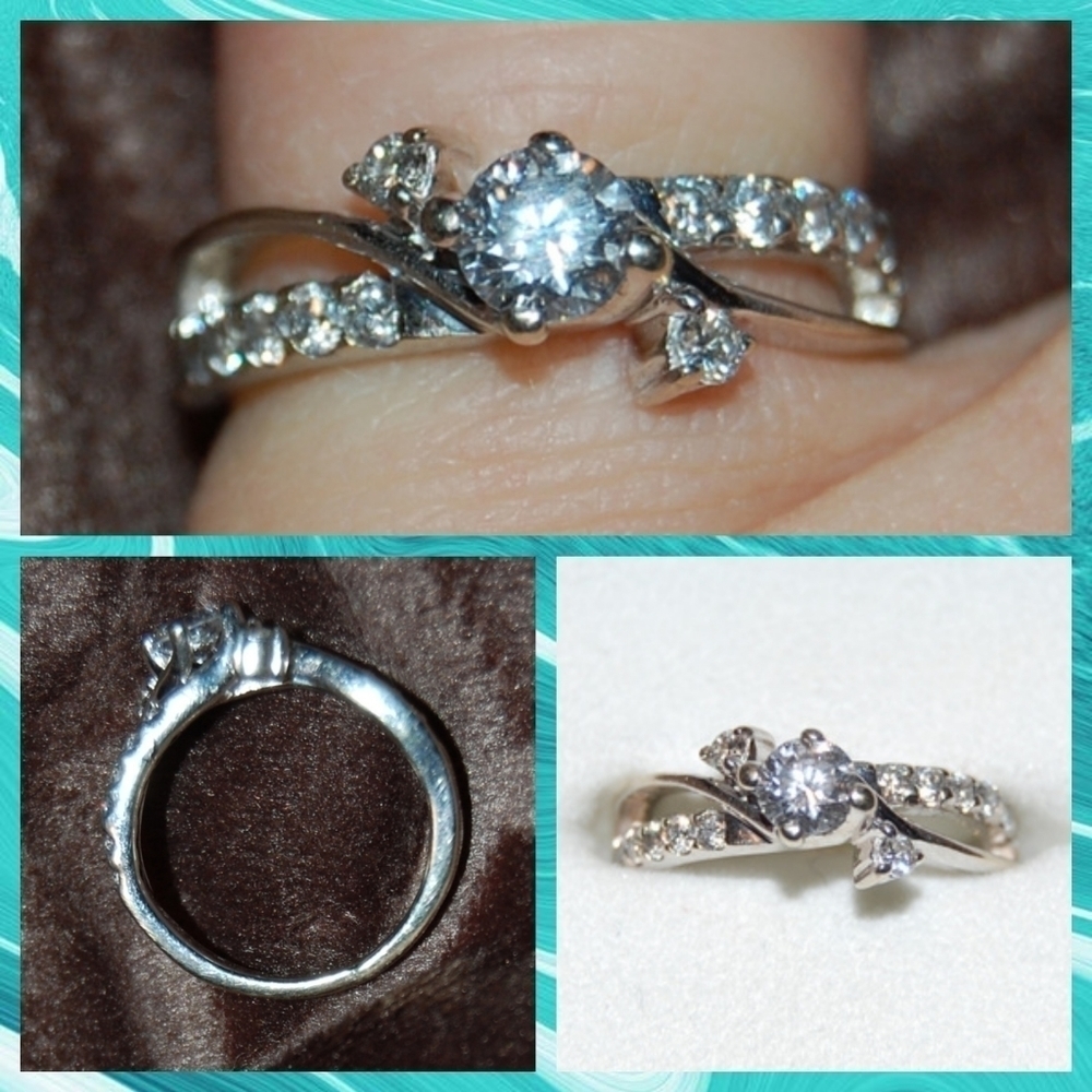 Ladies diamond bypass ring 14kt white gold